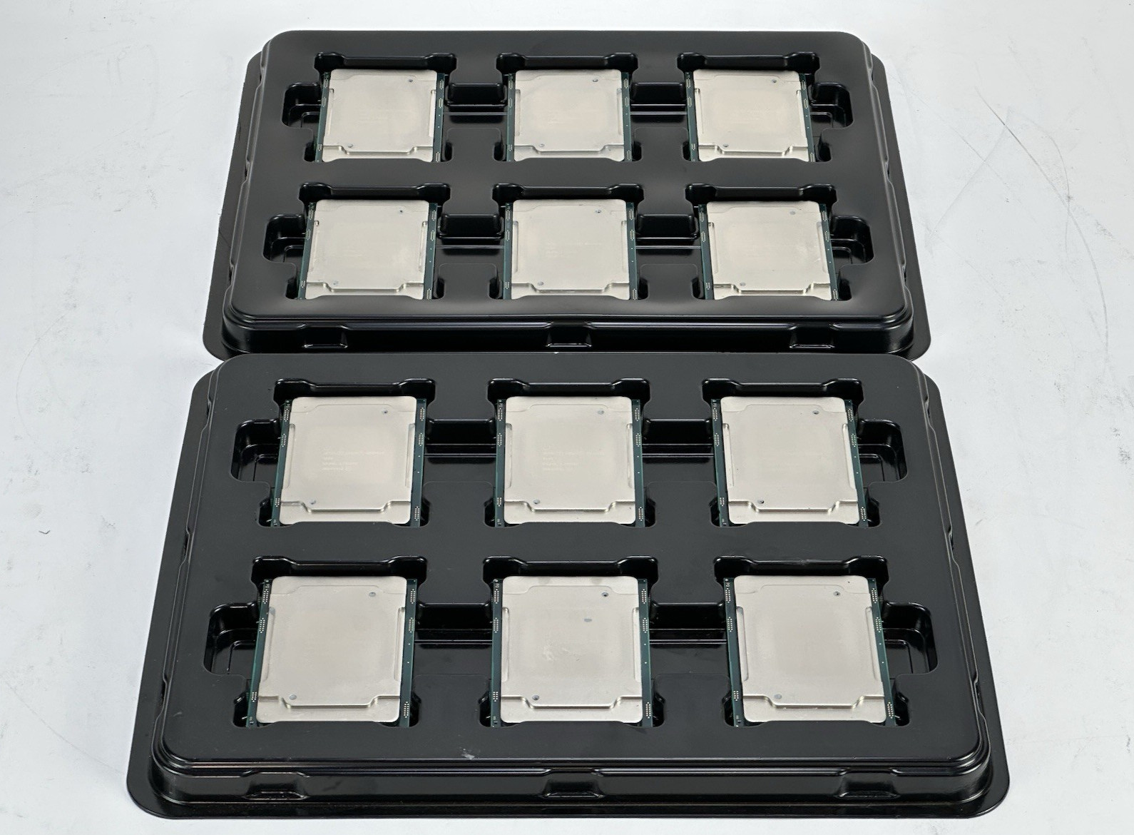 Lot of 100 Intel Xeon Bronze 8 Core 3106 1.70Ghz LGA3647 CPU SR3GL Grade A 11MB