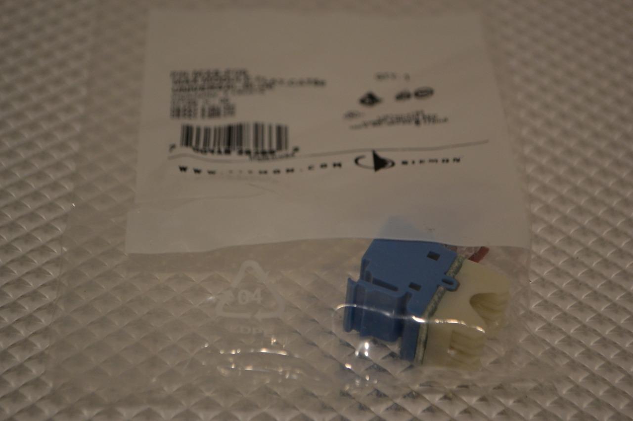 ONE NEW BOX OF 16 SIEMON MODULES MX5-F06​.