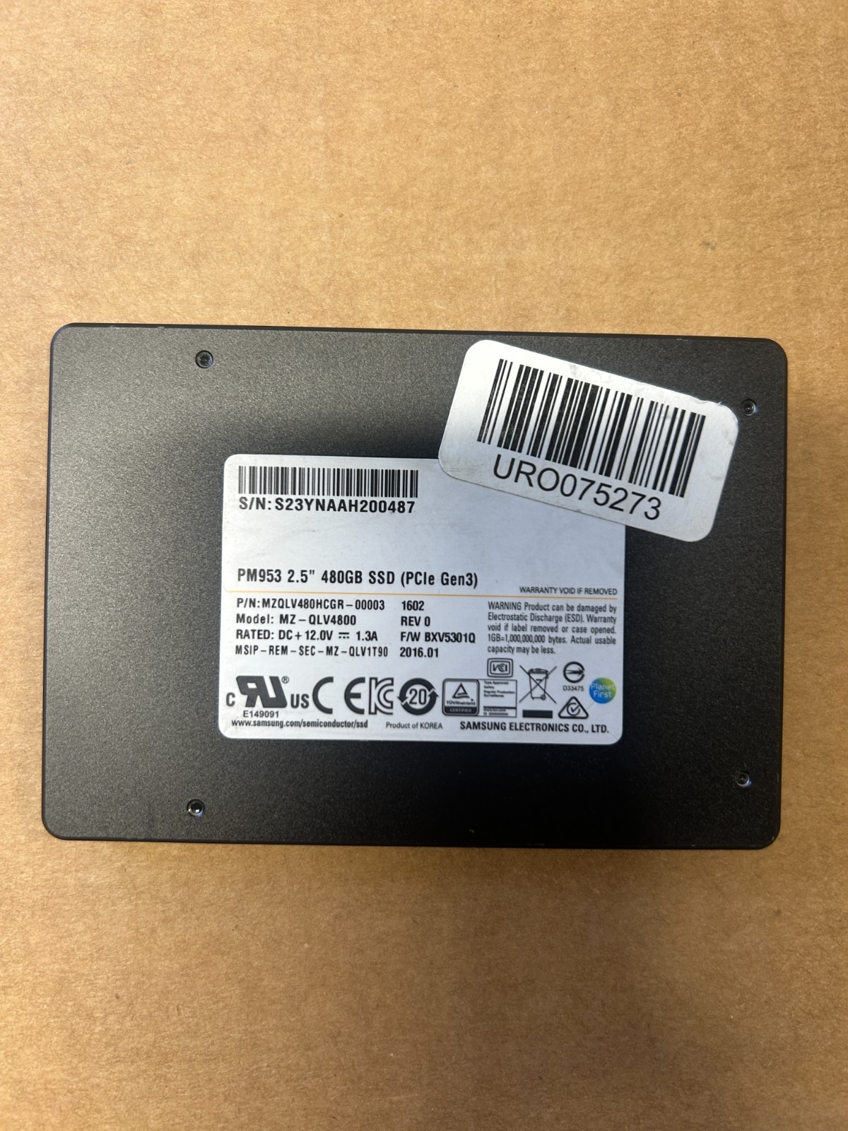 Samsung PM953 2.5" 480GB SSD ( PCle Gen3) SOLID STATE SSD Drive SATA
