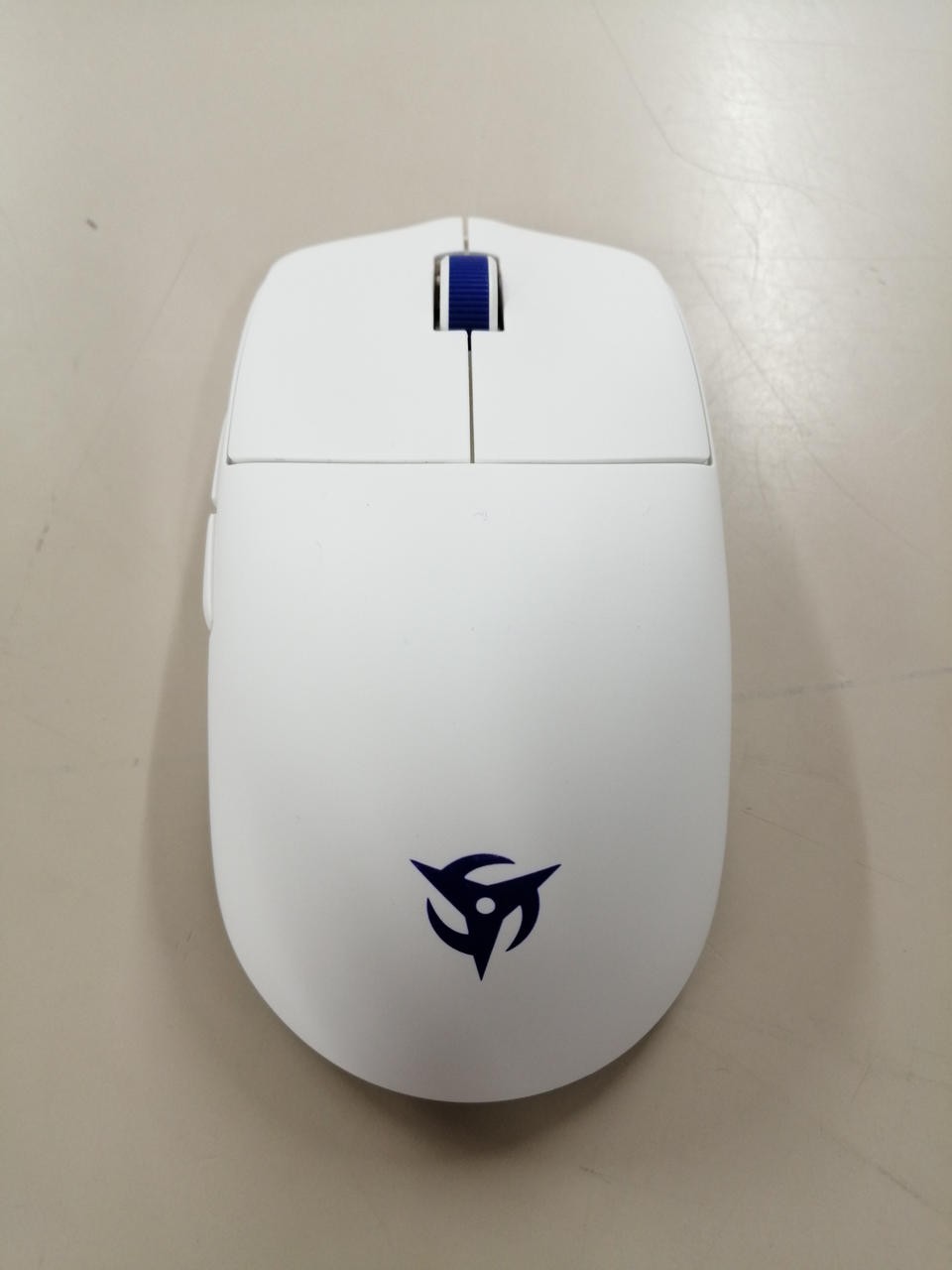 Ninjutso Sora V2 White Wireless Gaming Mouse