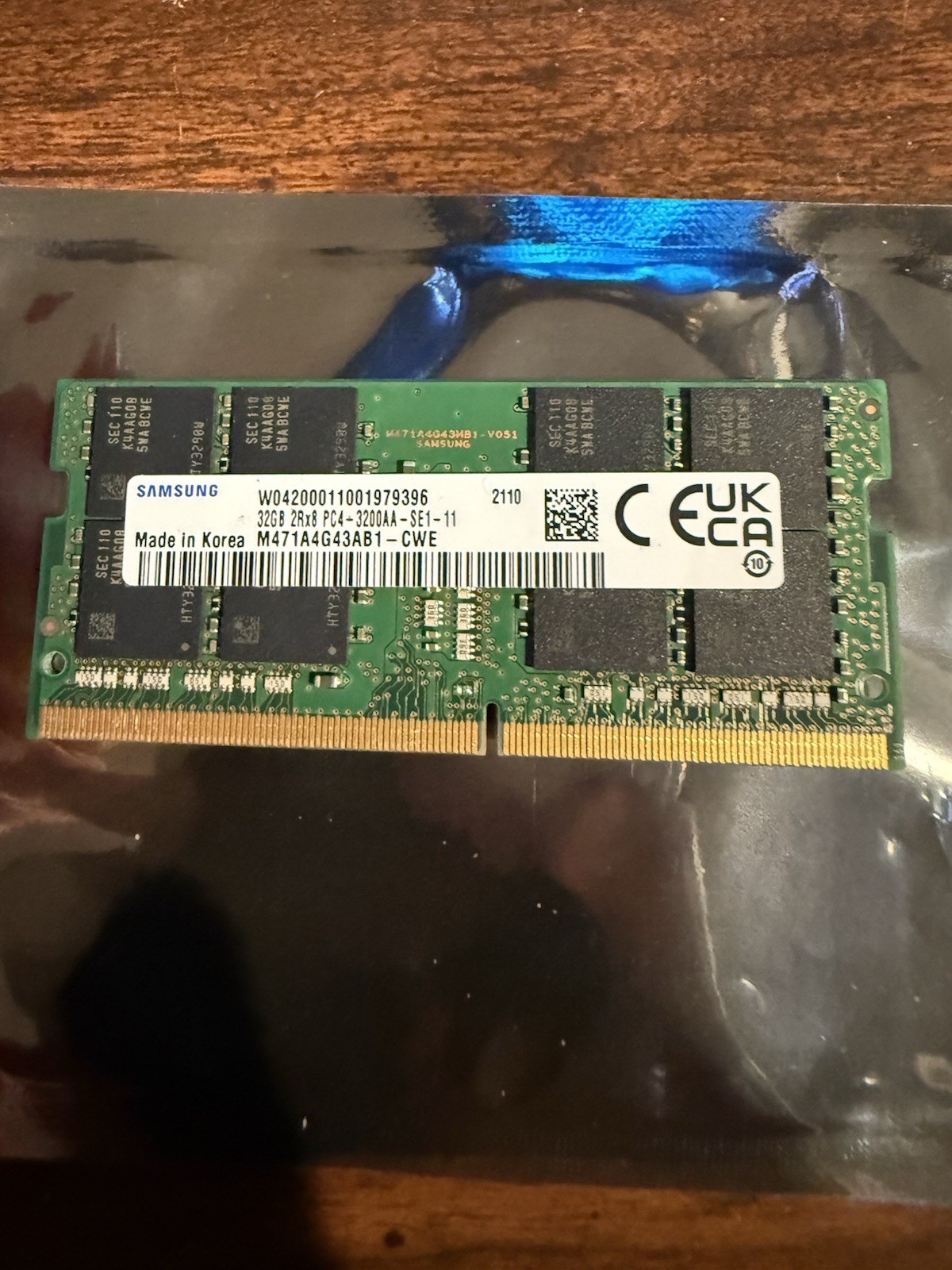 Samsung 32GB (1 x 32GB) DDR4 SODIMM RAM (M471A4G43AB1CWE) PC4-3200AA-SE1-11 #s32