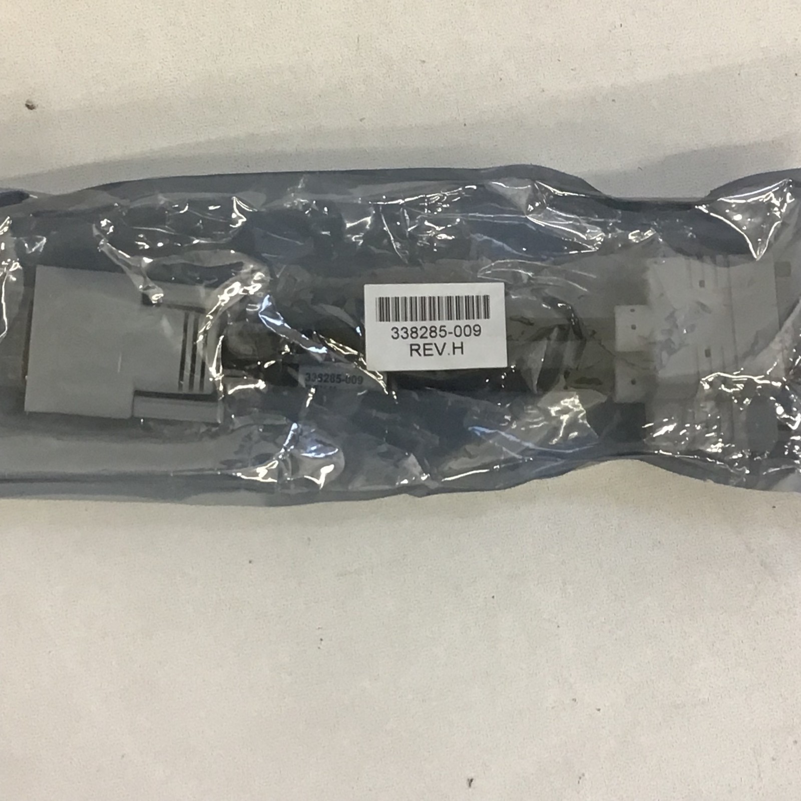 HP 338285-008/009 DMS-59 to DUAL VGA CABLE Rev.H Lot of 2