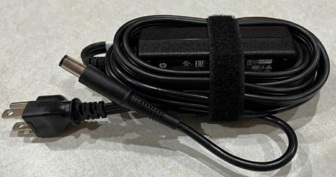 Lot Of 10 Piece HP Charger AC Power Adapter 45W 19.5V black Big Pin $179.69