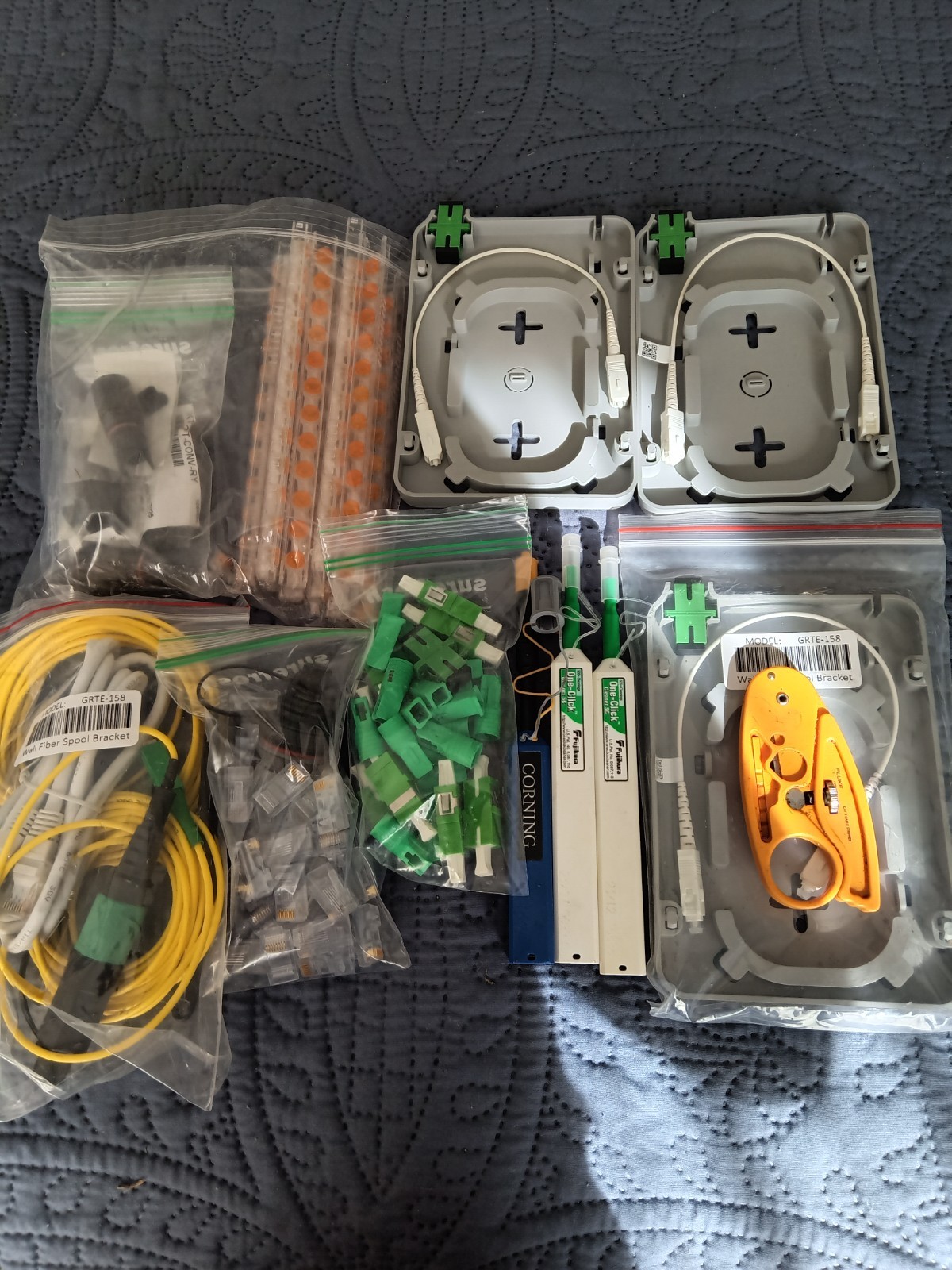 Fiber Optic Parts bundle connectors ,cleaners and cables.