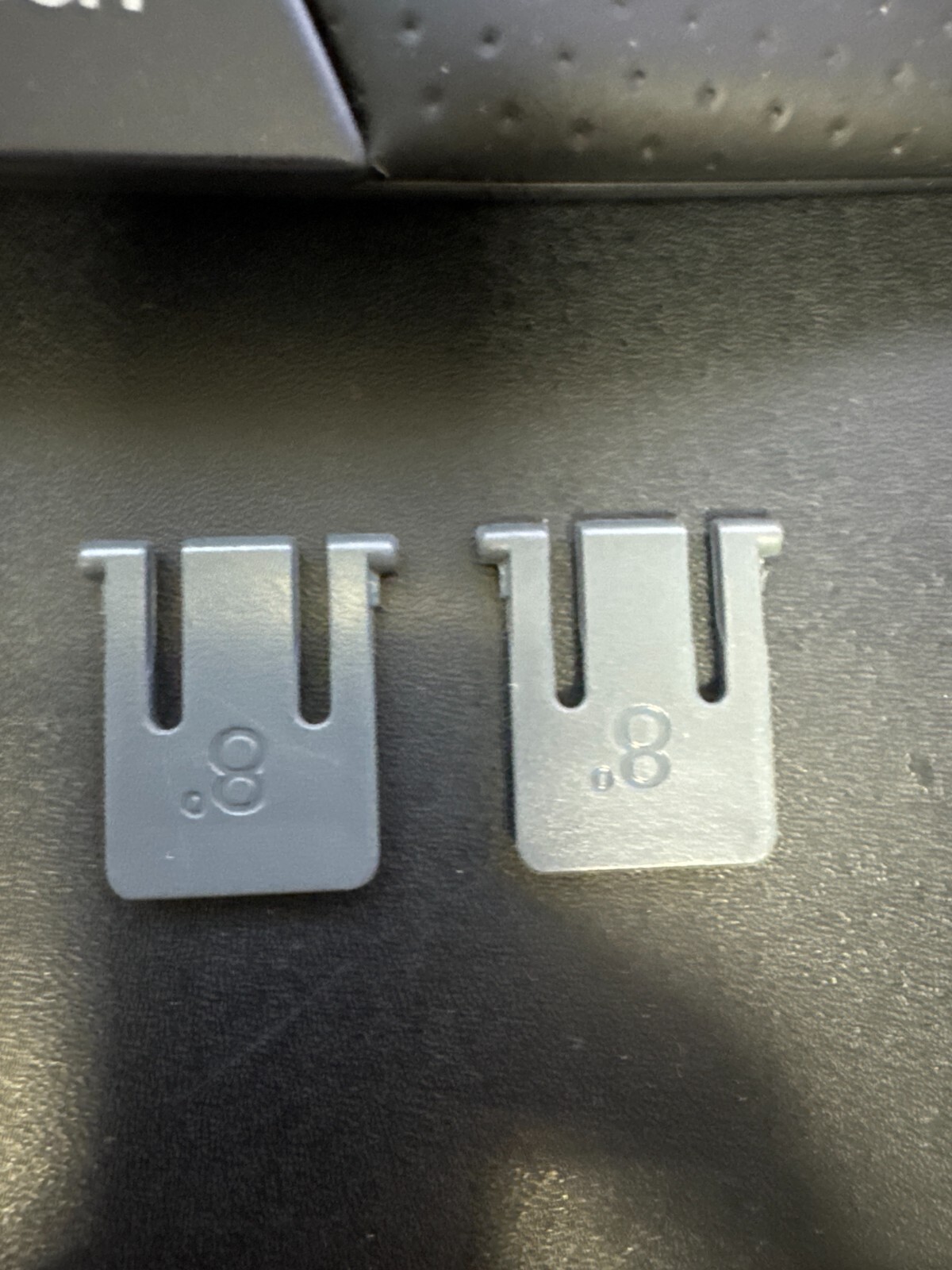 2x genuine Replacement Feet for Logitech Keyboards K200/K270/K260/K270/K275/K295
