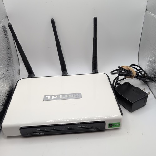 TP-Link TL-WR1043ND Ultimate Wireless N Gigabit Router - White