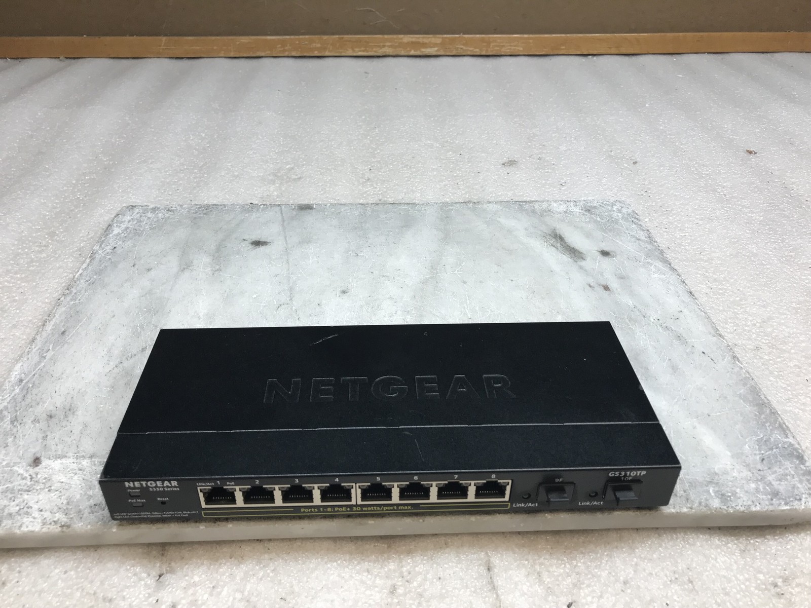 Netgear S350 Series GS310TP 8-Port Gigabit PoE+ - No Power Cable