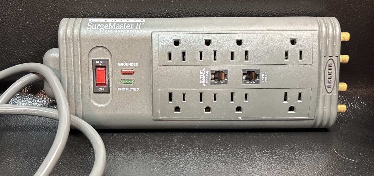 Belkin SurgeMaster II For DDS System Model F5C595-TEL-8 Taps-TESTED