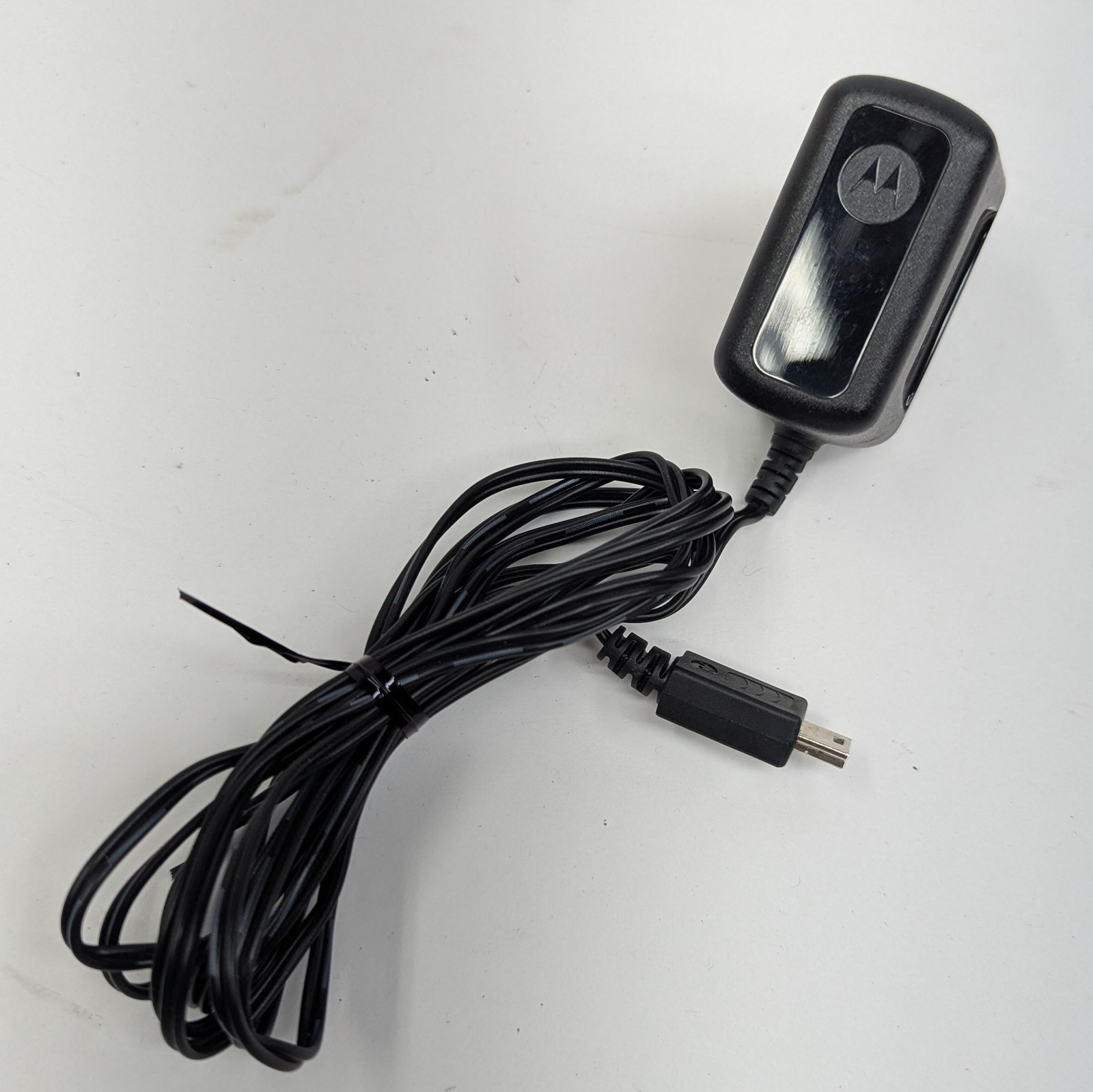 Genuine Motorola Mini-USB Wall Charger Power Adapter 08032-CE Black