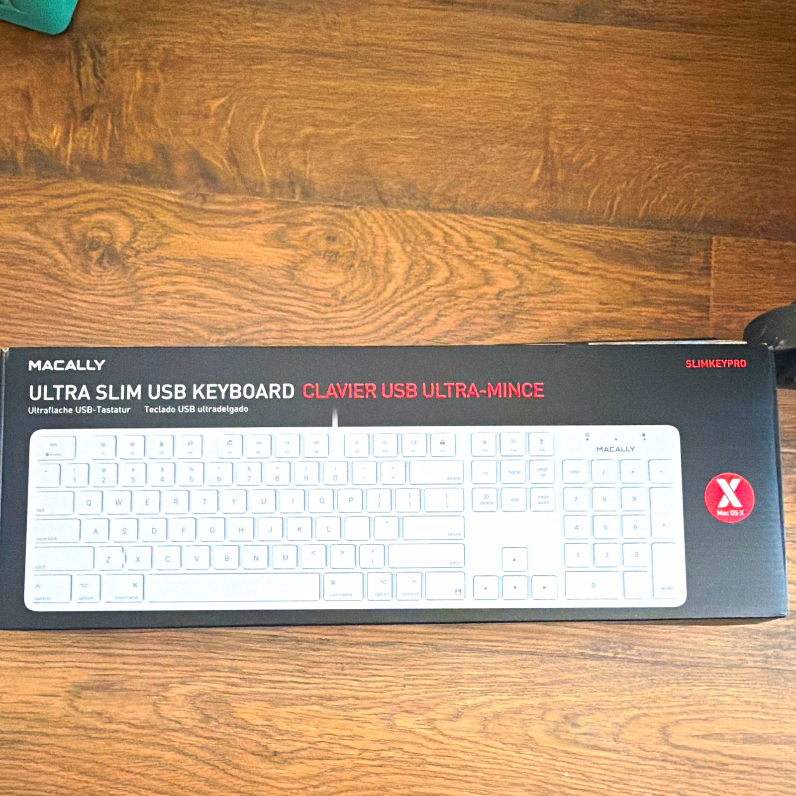 Macally Ultra Slim USB Wired Keyboard SLIMKEYPRO White Plug & Play QWERTY
