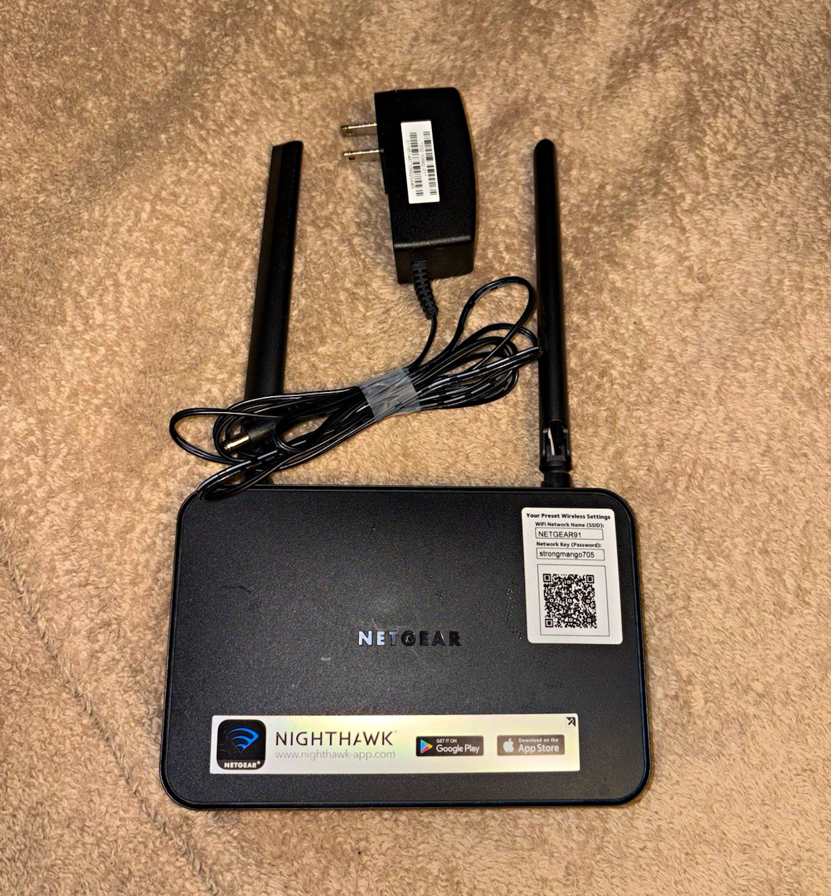 NETGEAR Nighthawk R6020 AC750 Dual-Band WiFi Router 4-Port w/ Adapter
