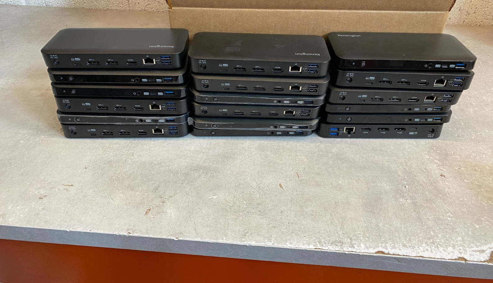 Lot of 18 - Kensington SD4840P USB-C Triple Video Docking Stations – Dock Only