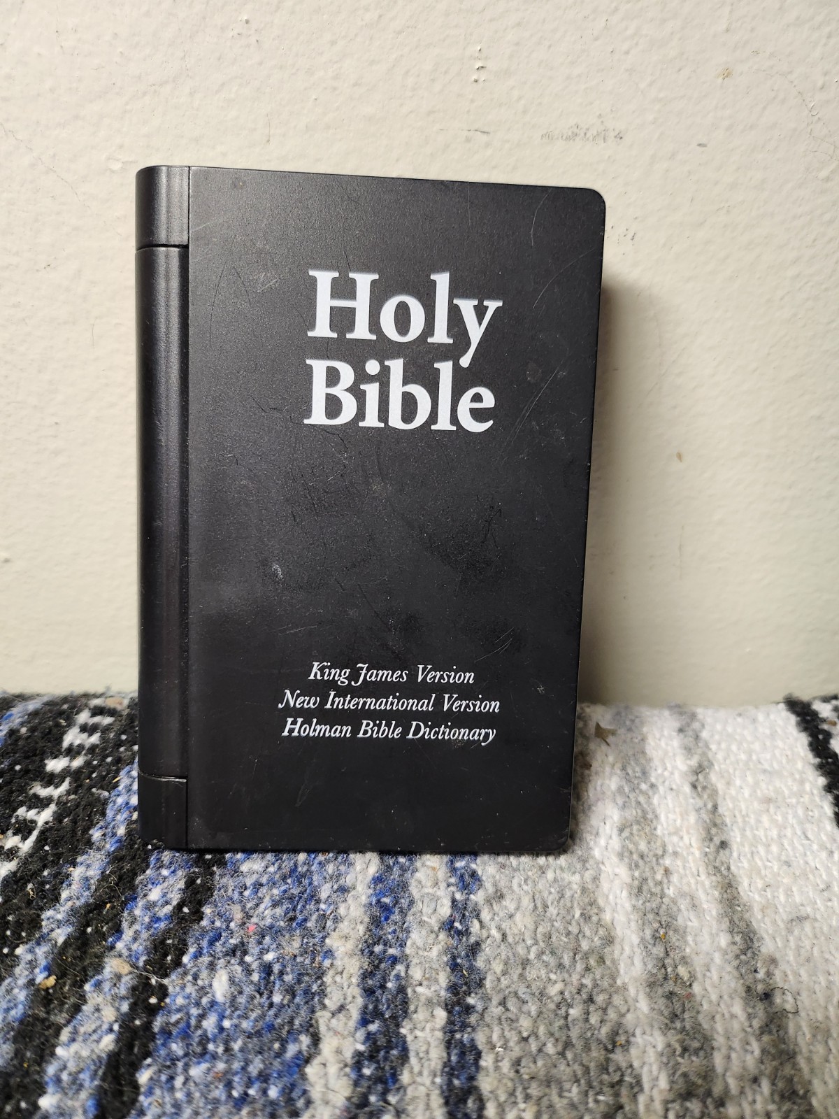 Franklin Electronic Bible NIV KJV Holman Dictionary BIB-475A Pre-owned  Tested