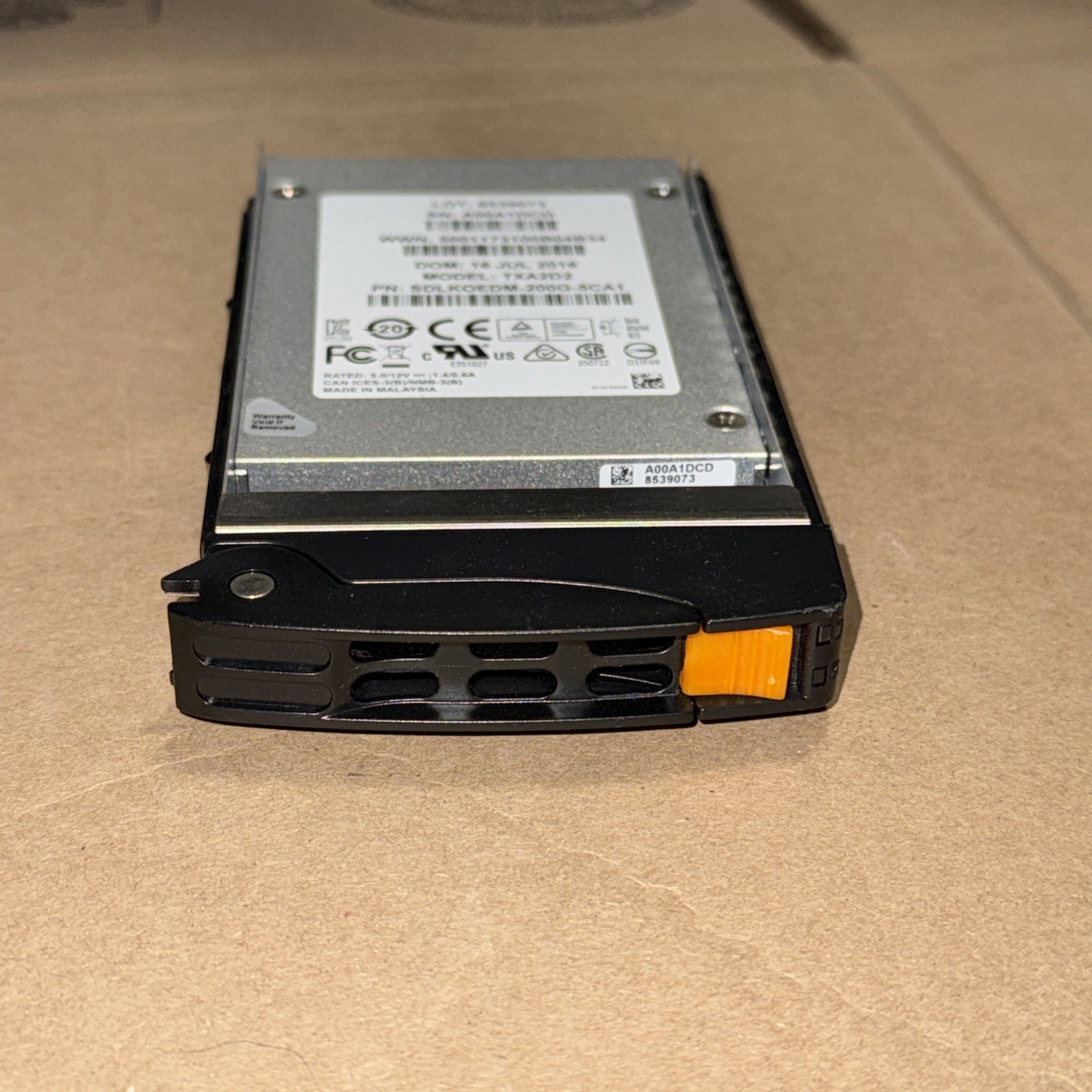 SanDisk Optimus TXA2D2 200GB 6Gb/s 2.5" SAS2 SSD, SDLKOEDM-200G-5CA1