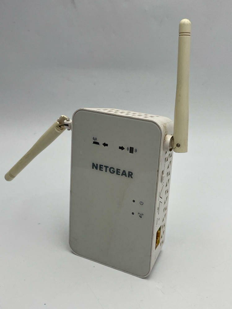NETGEAR EX6100v2 AC750 (read- PARTS)