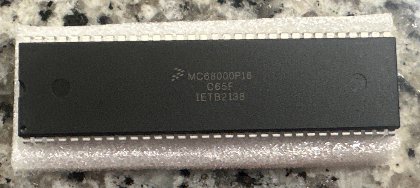 Freescale / Motorola MC68000P16 Amiga Atari MPU CPU
