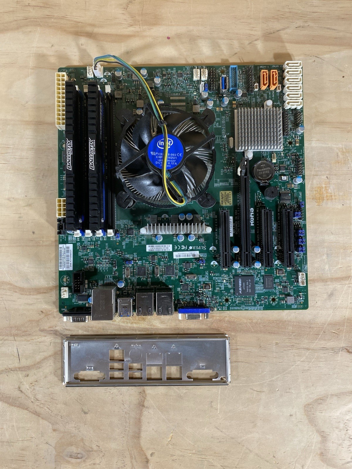 Supermicro X11SSM-F Sever Motherboard w/Xeon E3-1230v6/3.5 GHz/ 8GB RAM - Used