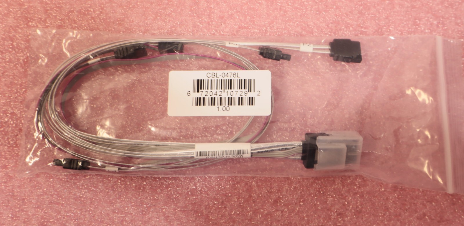 New Supermicro CBL-0476L Internal MiniSAS - 4 SATA 30/35/45/55cm w/Sideband 55cm