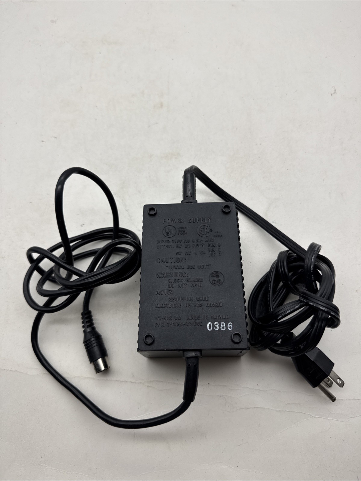 Vintage Commodore 64 C64 Power Supply Adapter Black 4-Pin DVE DV-512 CM P/N(120)
