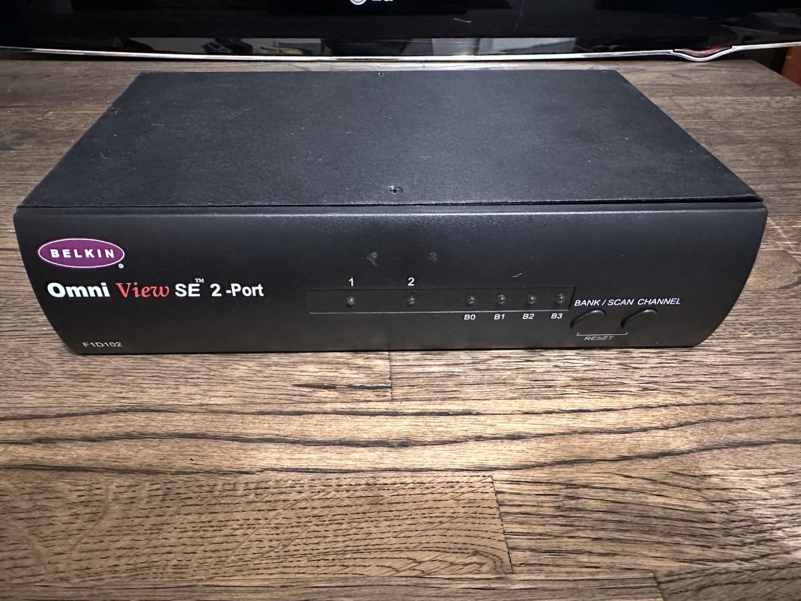 Used Belkin Omniview SE F1D102 2-Port KVM Switch