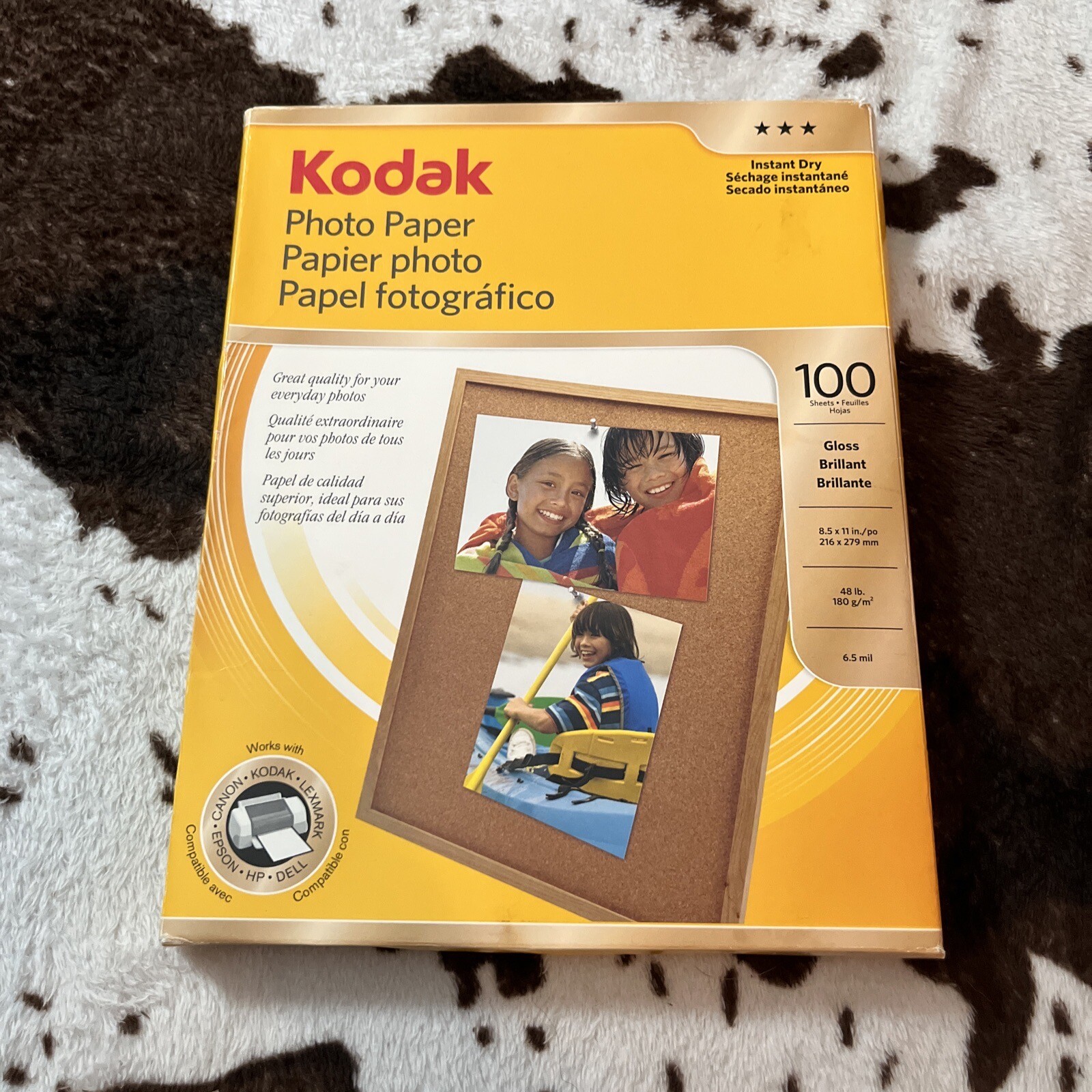 Kodak Photo Paper 8.5 x 11 100 Sheets 6.5 Mil Gloss & 40 5x7 10 Mil Ultra Sheets