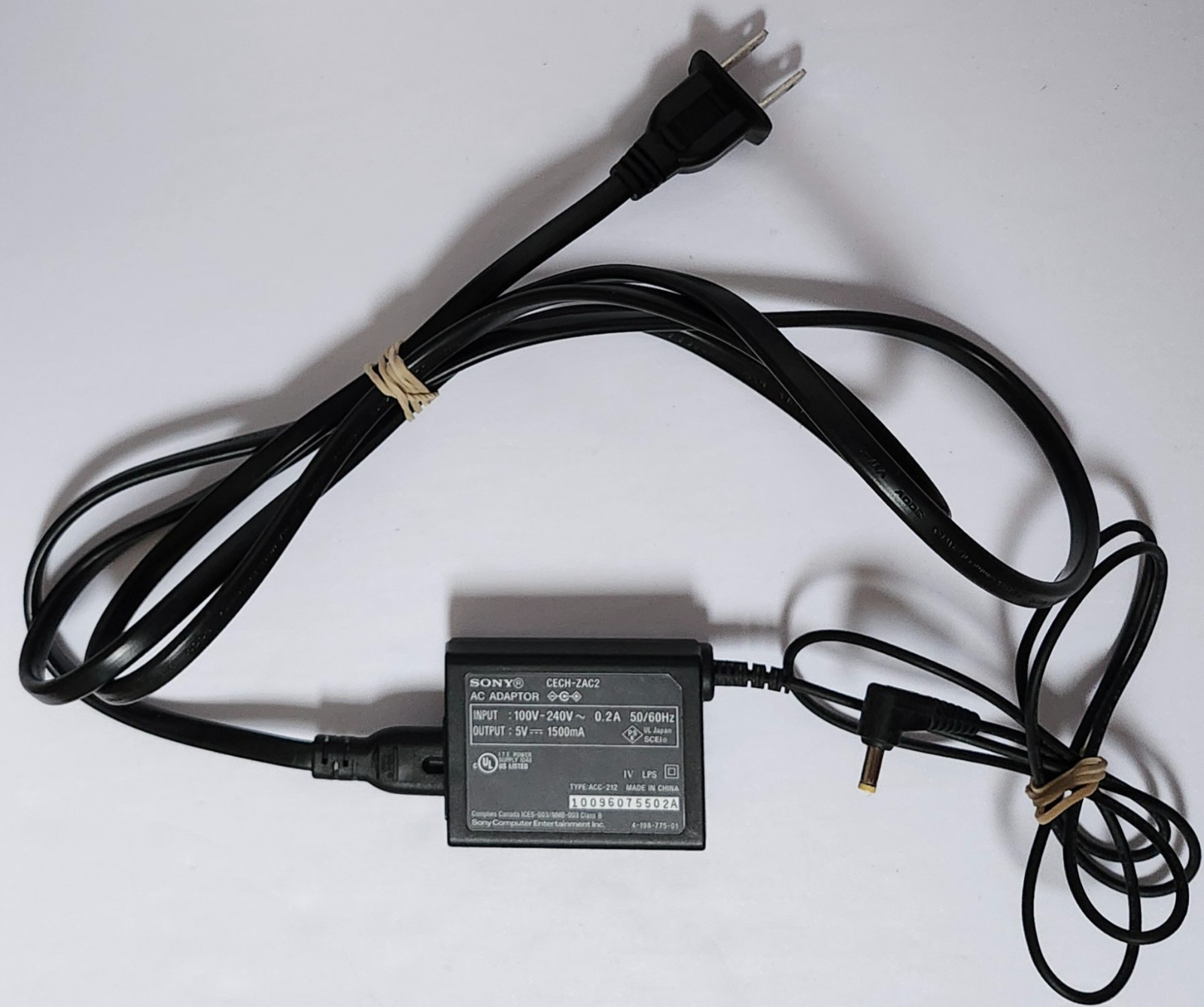 Sony Playstation PSP Charger AC Adapter CECH-ZAC2 5V 1500mA USA Genuine Official
