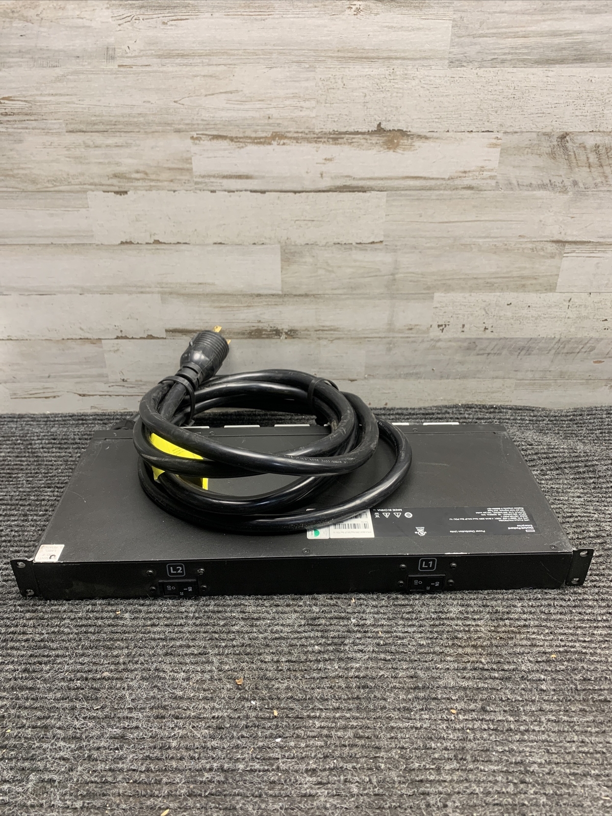 HPe P9Q39A 4.9KVA Basic PDU Input 6 Power Distribution unit 