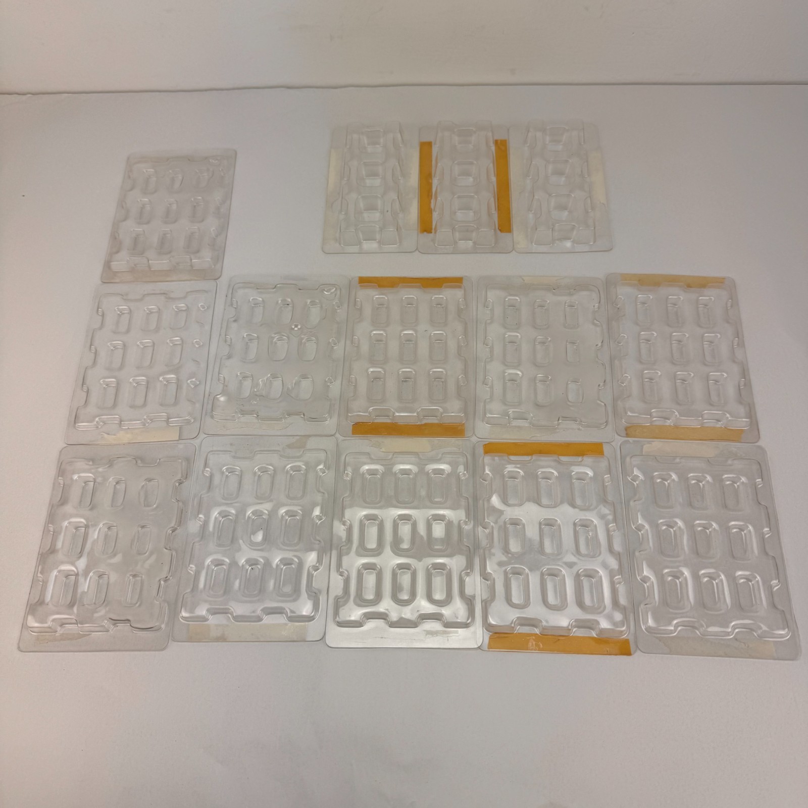 Lot 14x Clamshell Insulation Spacer Trays for APC TrippLite Back Up Battery UPS