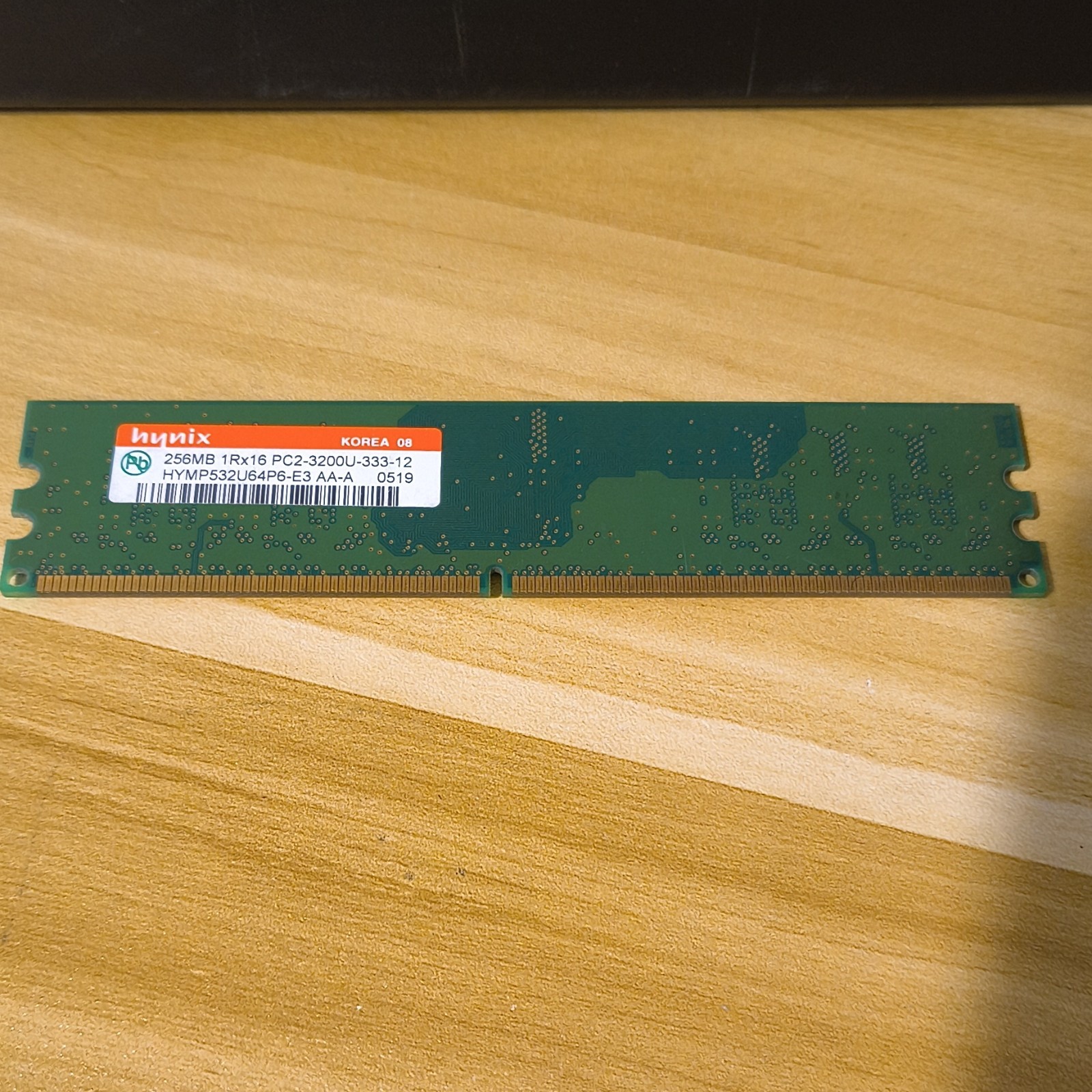 Hynix 256MB DDR2 SDRAM PC2-3200U DIMM 240-Pin Memory HYMP532U64P6-E3 AA-A