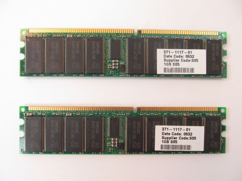 Sun X7704A-4 2GB DDR1 Memory Option, (2 × 371-1117  1GB DIMMs)