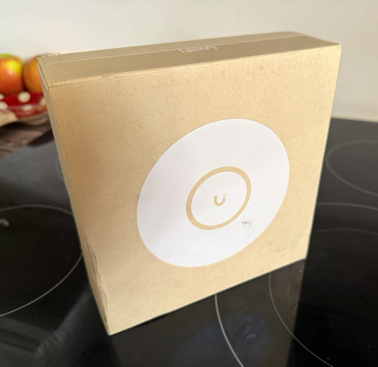 Ubiquiti Networks UniFi U6+ (U6+-US) Wireless Access Point, Ceiling Mount, White