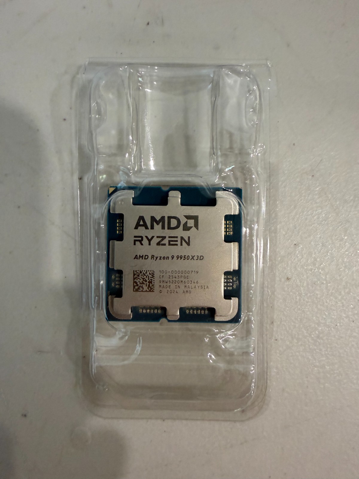 AMD Ryzen 9 9950X3D 16-Core AM5 4.3GHz Desktop Processor New Pulls