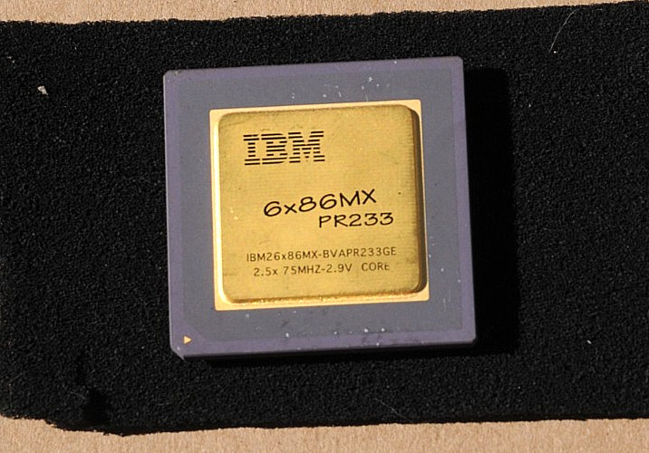 IBM 6x86MX PR233 CPU CHIP, GOLD-CERAMIC PACKAGE, TESTED