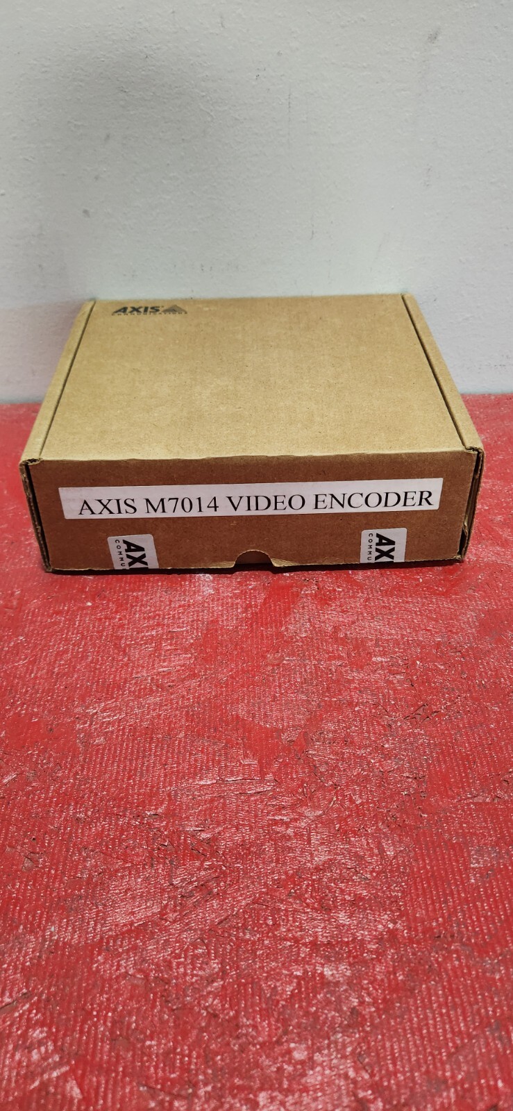 XENARC 7 inch VGA & AV LCD Small Monitor 705YV