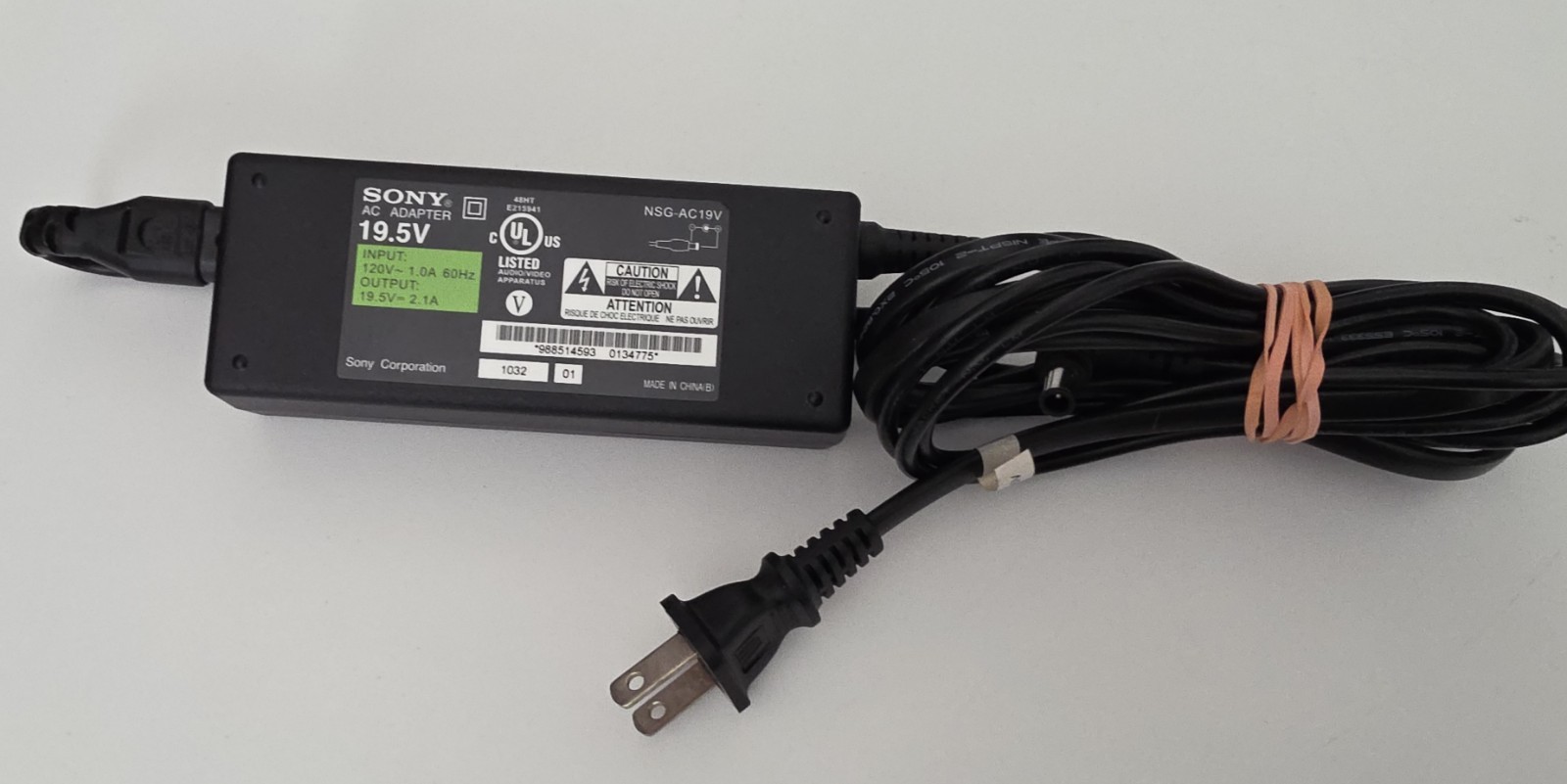 Genuine Sony NSG-AC19V AC Power Adapter 19.5V 2.1A Original OEM Tested