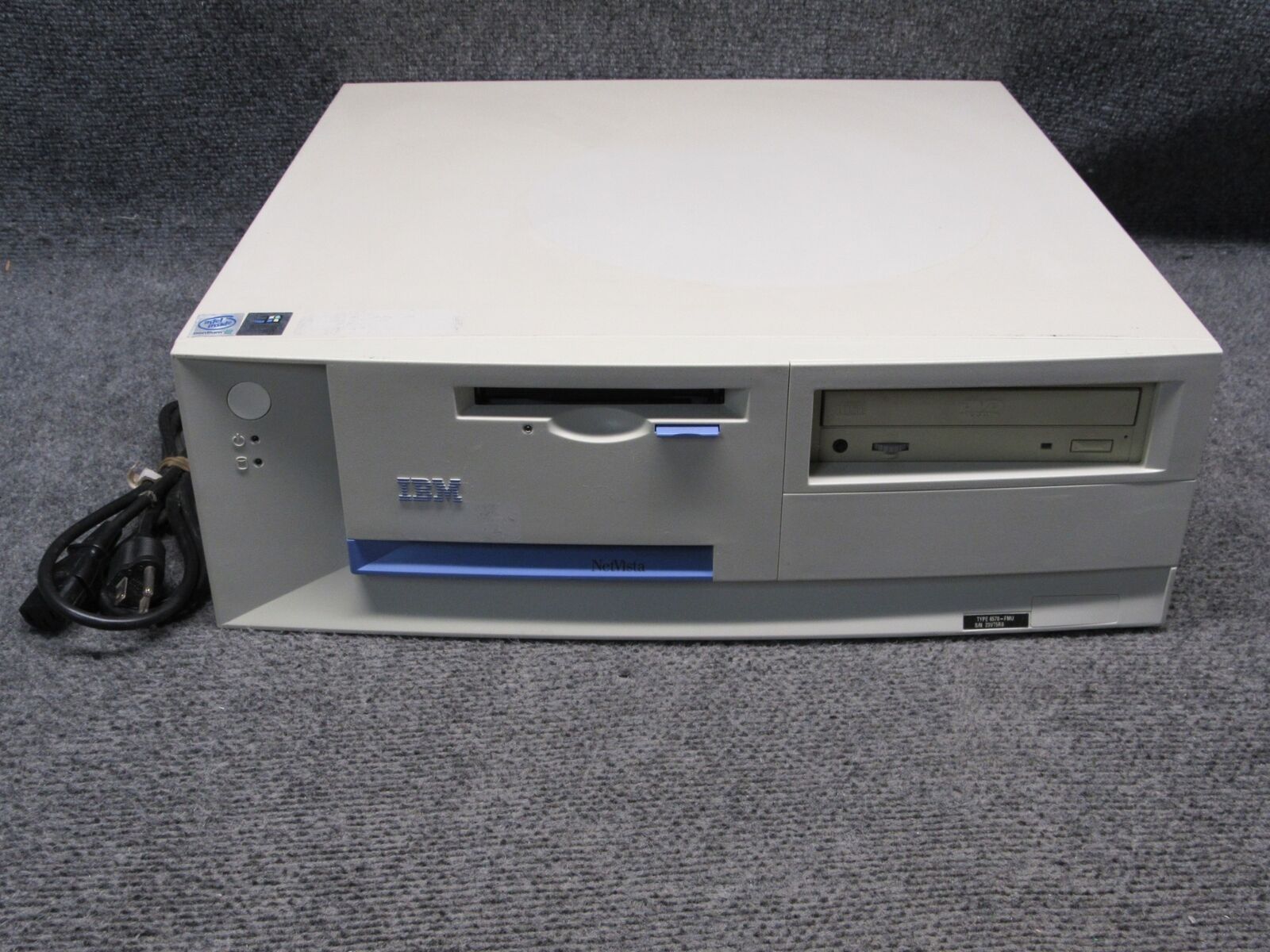 Vintage IBM NetVista 6578 Tower PC Intel Pentium III 866MHz 256MB RAM *NO HDD*