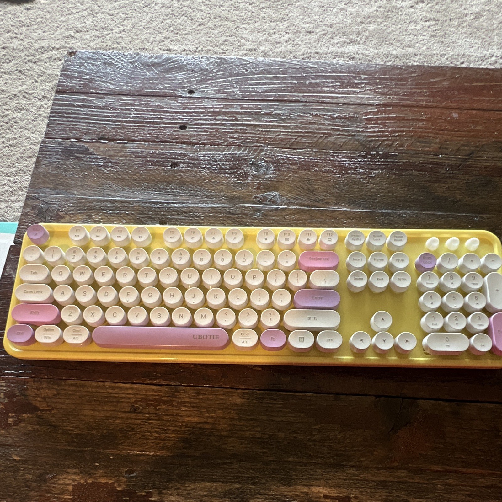 UBOTIE Sweet Wireless Keyboard & Mouse Combo QWERTY English 1600 DPI Yellow