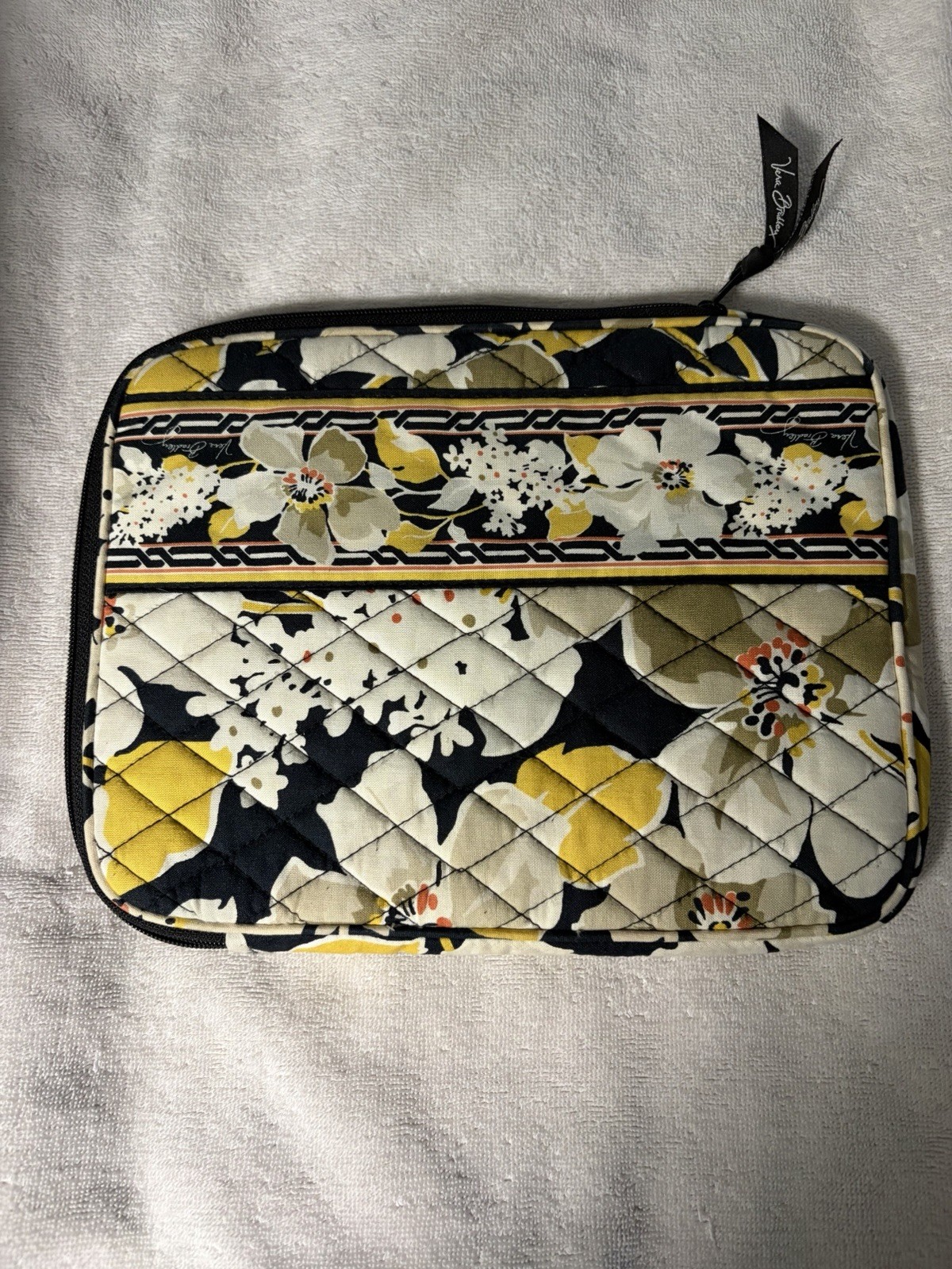 Vera Bradley Dogwood E-Reader iPad Mini Sleeve Case Organizer Holder. 10 X 8