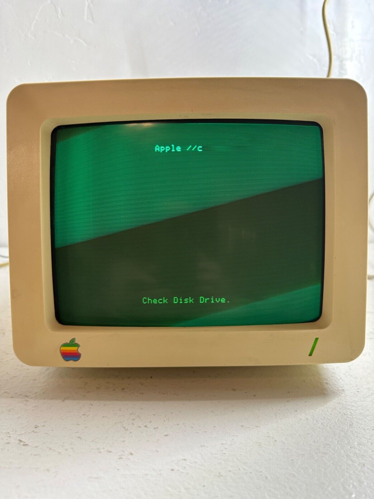 Vintage Apple Computer Monitor Model G090H Good condition 1984 9