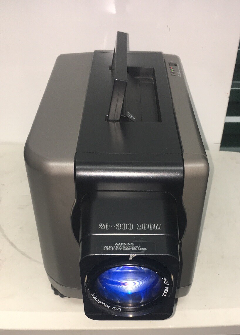 Eiki LC Color Video Projector LC-330