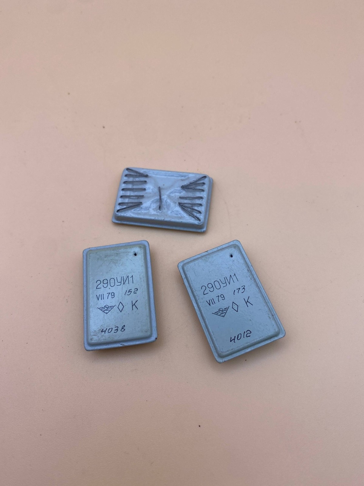 290UI1 290UI1 290УИ1 290UI-1 Microcircuits,New,Lot 3 pcs. SKU 7261