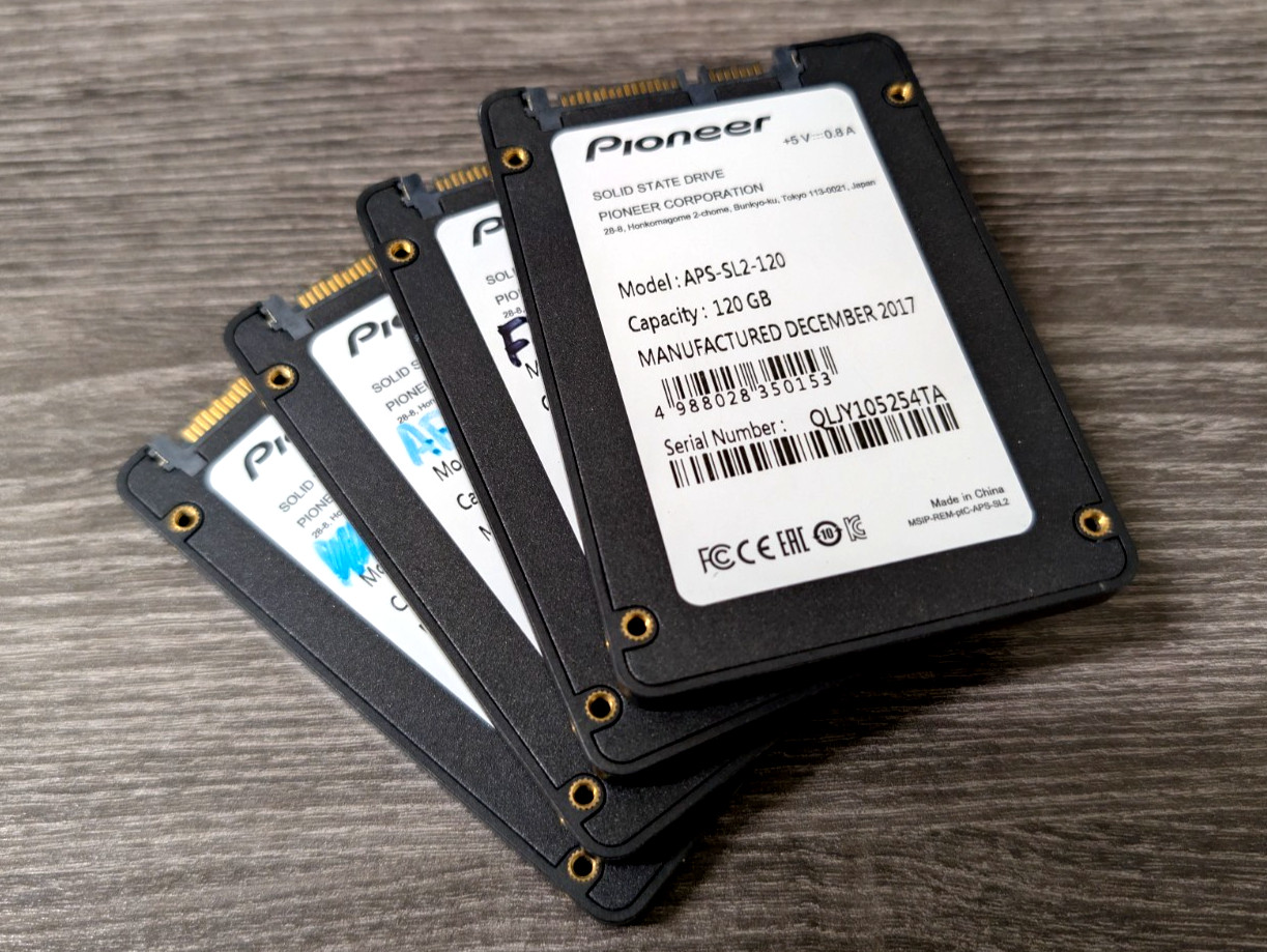 LOT of 4 Pioneer 120GB | APS-SL2-120 | 2.5" SATA SSD Internal Solid State Drive