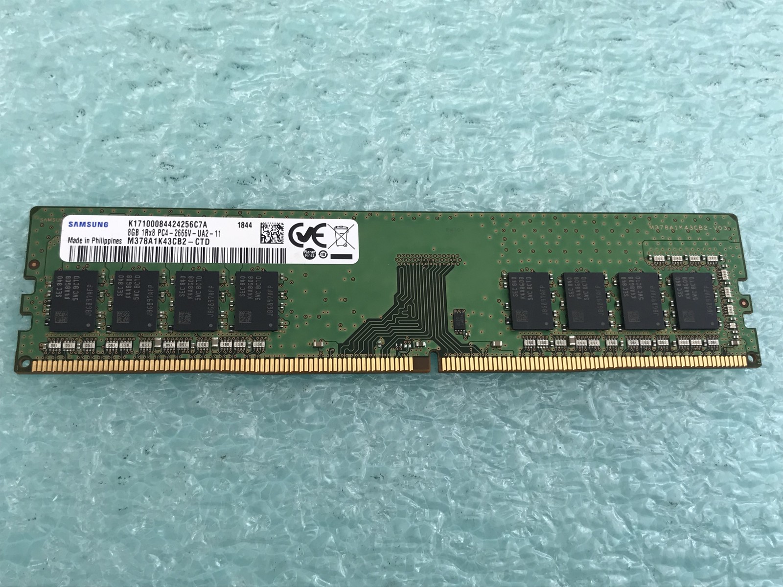 Samsung M378A1K43CB2-CTD 8GB PC4-2666V DDR4 Desktop UDIMM RAM - CR353A