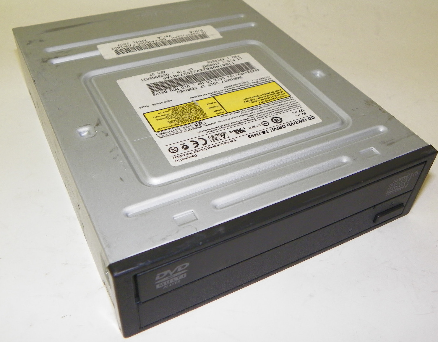 Toshiba TS-H493A SATA CD-RW/DVD-ROM  Desktop Combo Drive IBM FRU 42Y9353