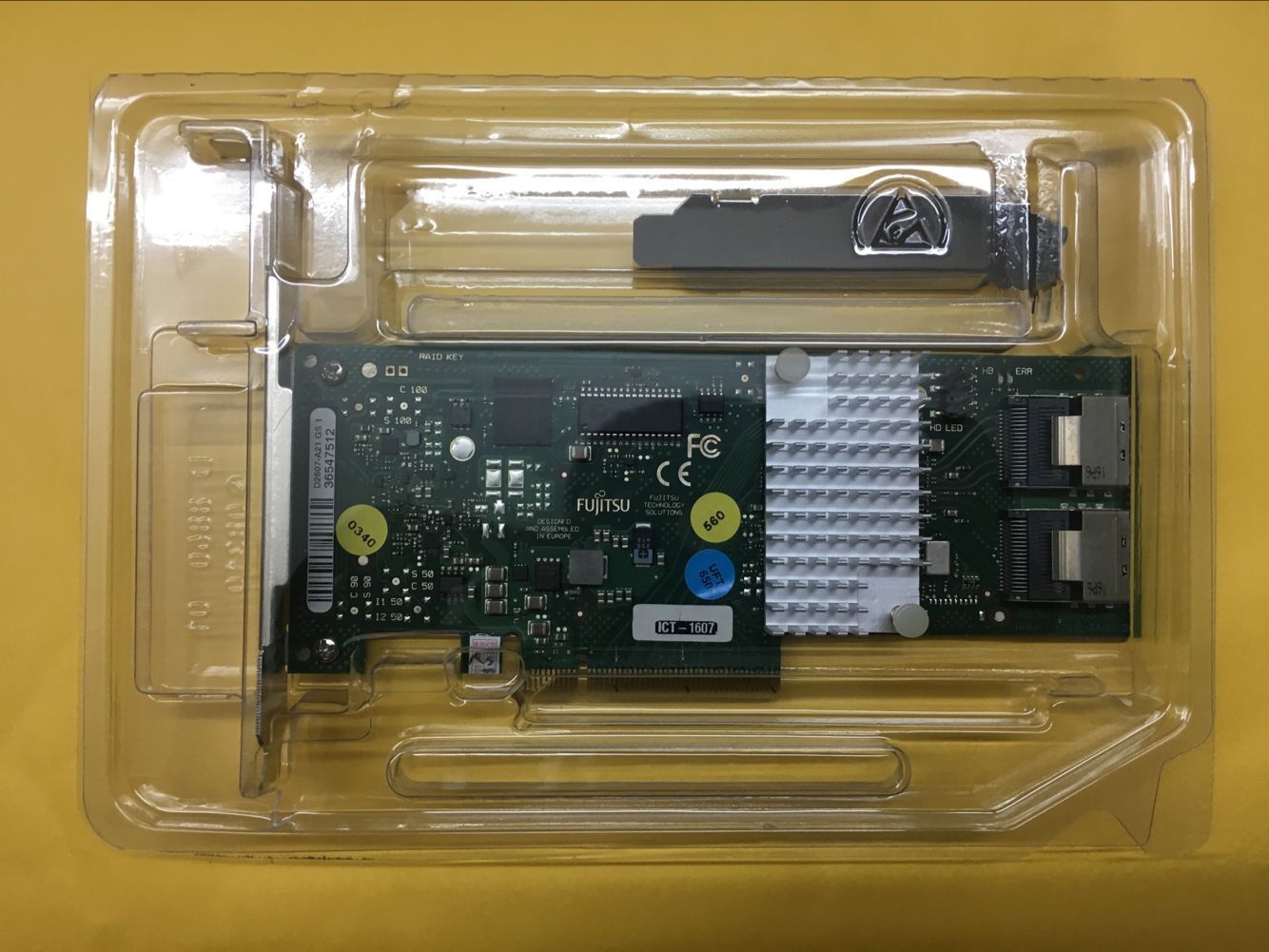 Fujitsu D2607 SAS2008 9211-8i 8-port 6Gb/s PCI-E Controller Card Internal 