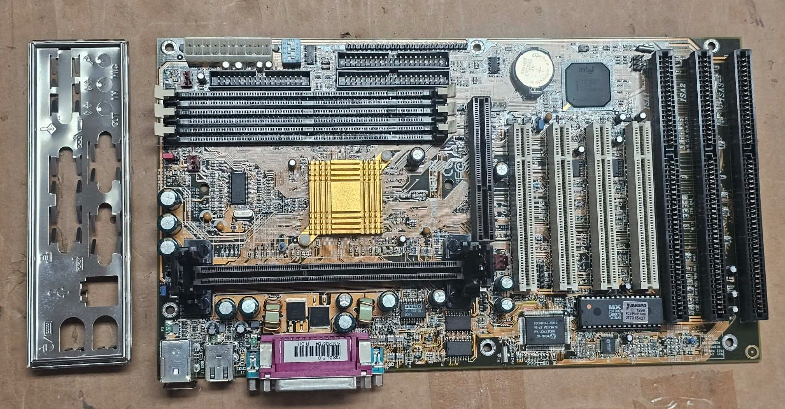 Vintage DFI P2XBL REV. D2 Motherboard Intel Pentium III Motherboard PCI ISA AGP
