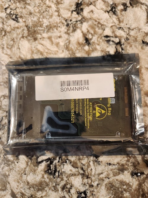 Dell 9WG066-150 HARD DRIVE 600GB Model ST600MM0006 New in package