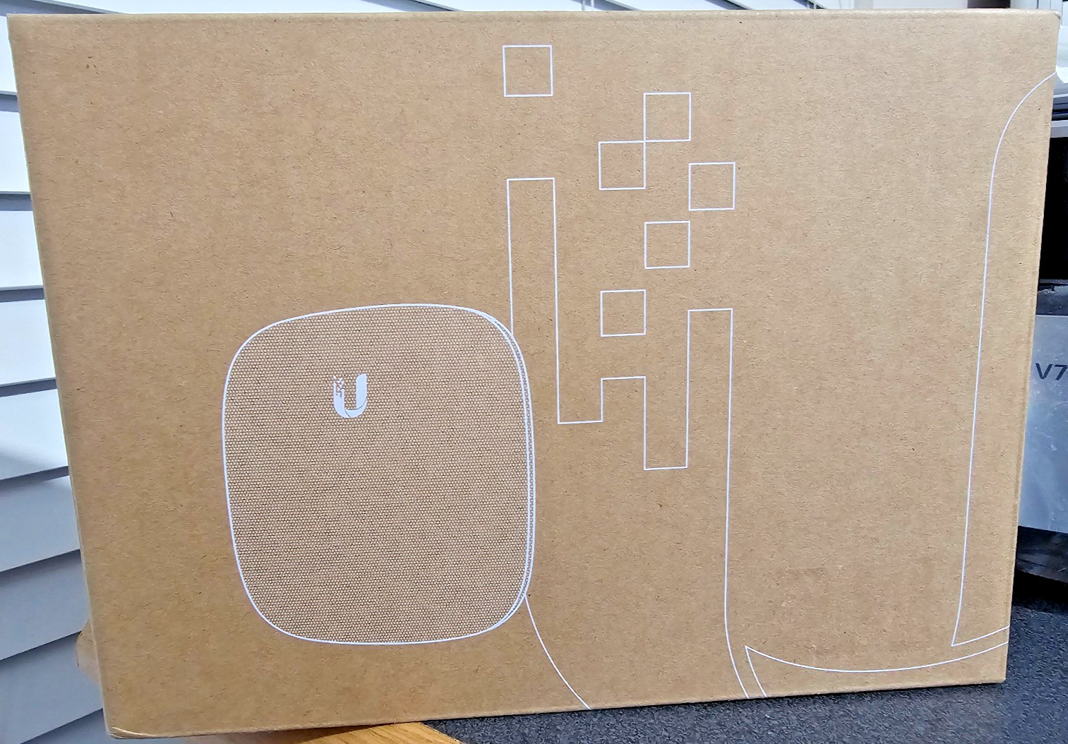 NEW Sealed Ubiquiti Networks UF-WIFI-US 4-Port GPON Router with Wi-Fi