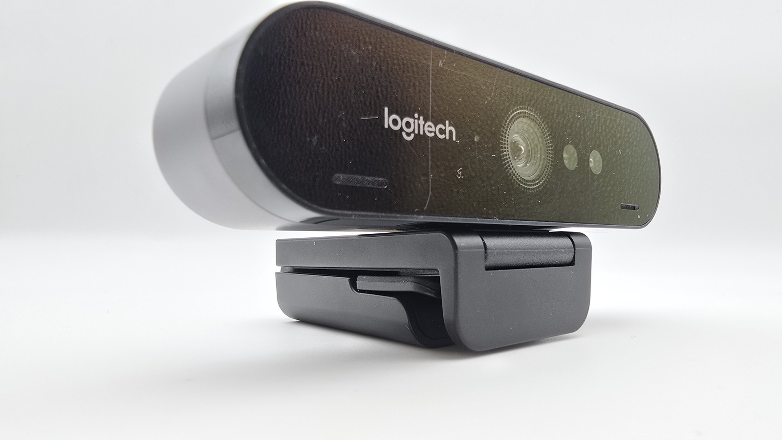 Logitech BRIO 4K Pro Webcam V-U0040 Ultra HD USB-C 860-000589 Black 5X Zoom