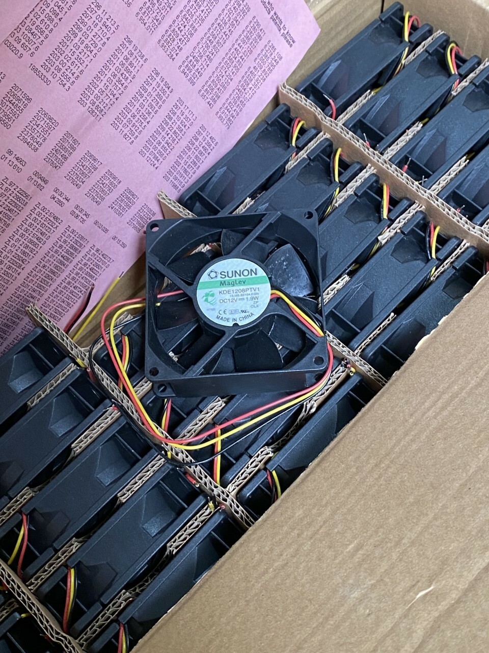 SUNON KDE1208PTV1 Cooling Fan DC12V 1.9W  80*80*25 mm 3-Pin / 3-Wire